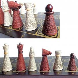 Фигуры шахматные в коже шахматы